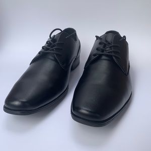 Clavin Klein Brodie Burnish Dress Calf Size 9 M